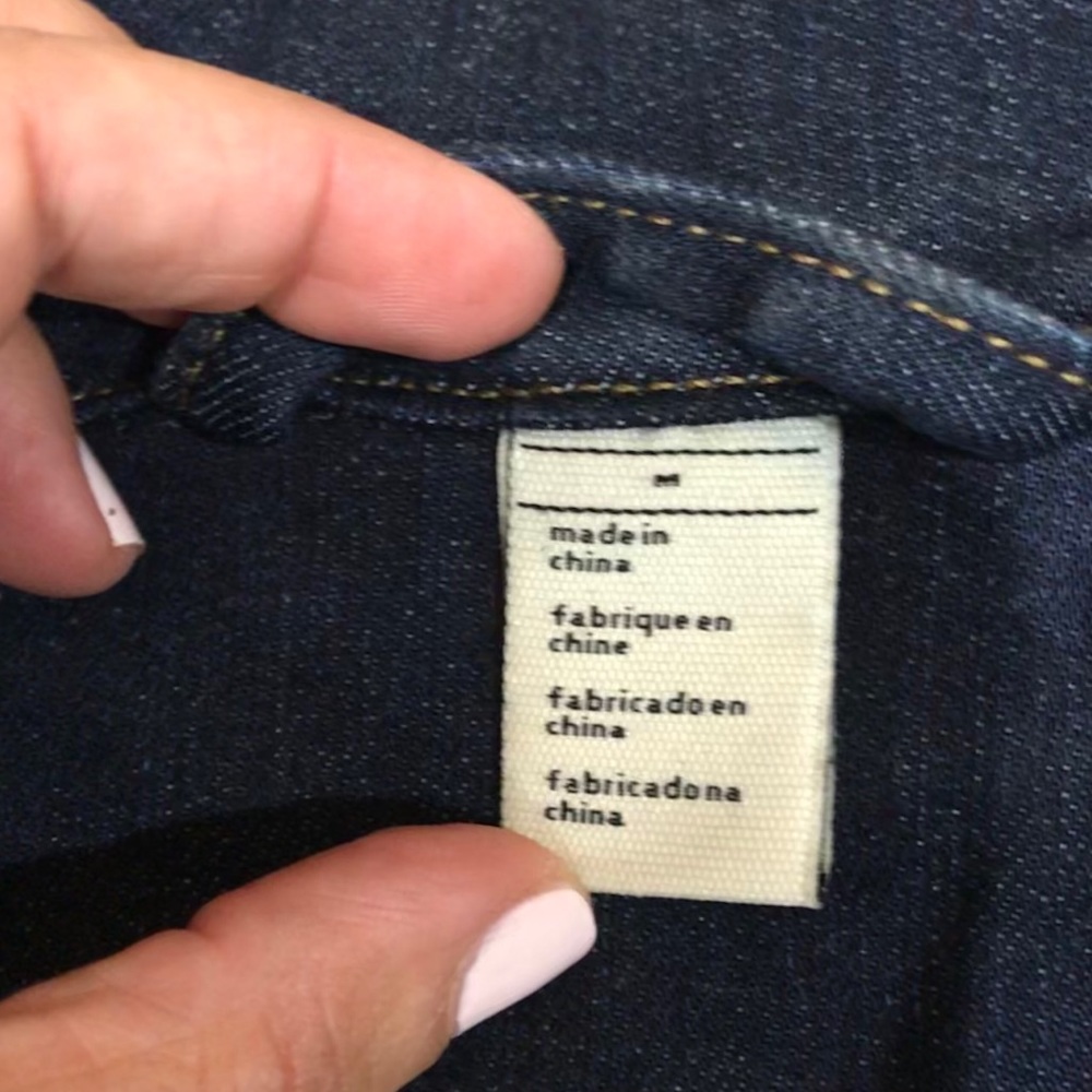 Levi’s Denim Jacket - Picture 5 of 10